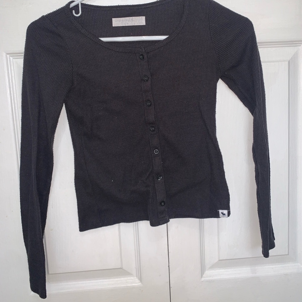 Black Henley top Abercrombie